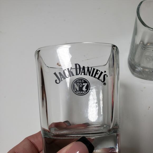 Jack Daniels Old No.7 Square Shot Glasses Clear Glass Set Of 2 Whiskey Bar - Picture 2 of 5